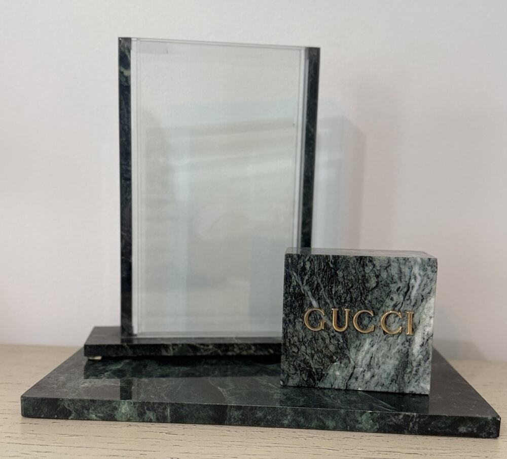 VTG Gucci Italy Green Marble Acrylic Vase Insert Sign Block Board Display Desk